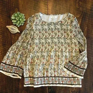 Max Studio | Flowy Floral Top w/Bell Sleeves